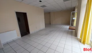  LOCAL COMMERCIAL 80 m² NANTES