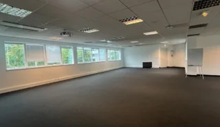  BUREAUX 2 918 m² RENNES