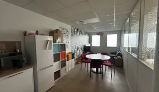  BUREAUX 96 m² NANTES EST
