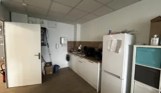  BUREAUX 96 m² NANTES EST