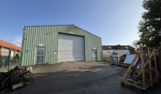  LOCAL ACTIVITES 316 m² COUERON NANTES NORD OUEST
