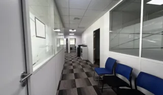  BUREAUX 169 M² REZÉ