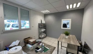  LOCAL D'ACTIVITES NOYAL-CHATILLON-SUR-SEICHE 120 m²