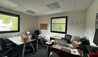  BUREAUX 415 m² BRUZ