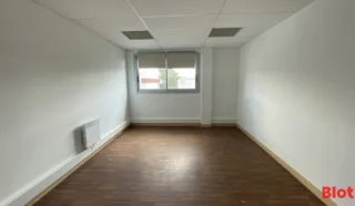  LOCAUX D'ACTIVITÉS 951 M² LA BAULE ESCOUBLAC