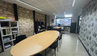  BUREAUX VITRÉS 120 m² GUINGAMP Gare