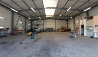  LOCAL D'ACTIVITÉS ARZAL 350 m²