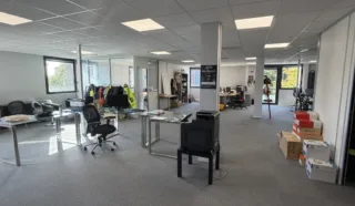  BUREAUX 192 m² CHARTRES DE BRETAGNE