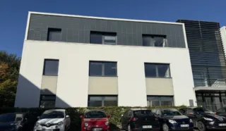  BUREAUX 192 m² CHARTRES DE BRETAGNE