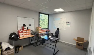  BUREAUX 192 m² CHARTRES DE BRETAGNE