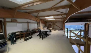  LOCAUX D'ACTIVITES ROMILLE 190 m²