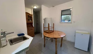  LOCAUX D'ACTIVITES ROMILLE 190 m²