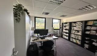  BUREAUX 121 m² RENNES