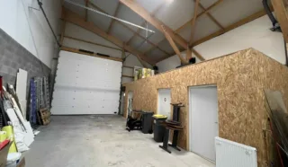  LOCAUX D'ACTIVITÉS NEUFS 225 m² BREAL-SOUS-MONTFORT