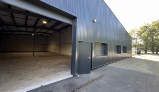  LOCAL D'ACTIVITES SAINT JACQUES DE LA LANDE 355 m²