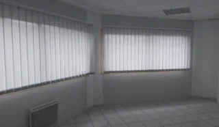  LOCAUX D'ACTIVITES 1 211 m² BRIEC