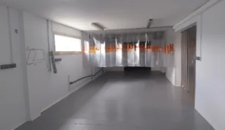  LOCAUX D'ACTIVITES 1 211 m² BRIEC