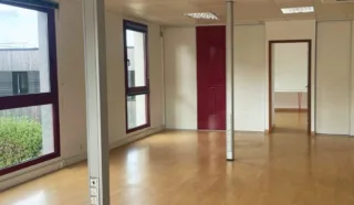  BUREAUX 150 M² LANGUEUX
