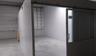  LOCAUX D'ACTIVITES 371 m² BRIEC