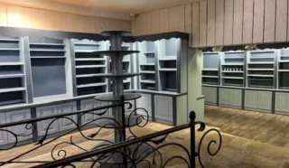  LOCAL COMMERCIAL VANNES 160 m²