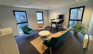  BUREAUX 80 M² LORIENT