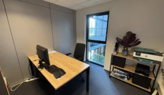  BUREAUX 80 M² LORIENT