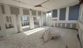  BUREAUX 85 m² LANESTER
