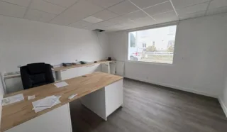  LOCAUX D'ACTIVITES 495 m² LANDIVISIAU