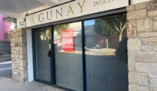  LOCAL COMMERCIAL VANNES 28 m²