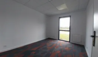  LOCAL D'ACTIVITÉS SENE 186 m²
