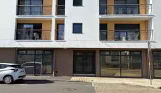  LOCAUX PROFESSIONNELS 149 m² LANDERNEAU
