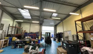  LOCAL D'ACTIVITES 410 m² MELLAC