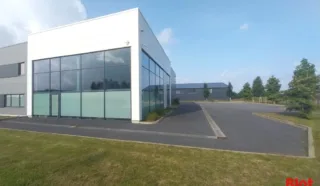  LOCAL D'ACTIVITES SAINT-JOUAN-DES-GUERETS 500 m²