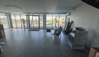  LOCAUX D'ACTIVITÉS 1 007 M² ANCENIS