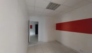  LOCAL D'ACTIVITES 248 M² LOCMINE