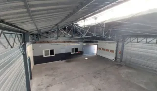  LOCAL D'ACTIVITES 248 M² LOCMINE