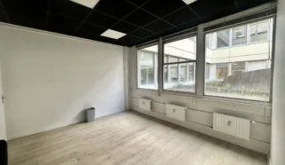  BUREAUX 76 m² RENNES