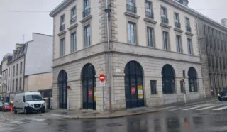  LOCAL COMMERCIAL ET / OU BUREAUX 114 m² QUIMPER