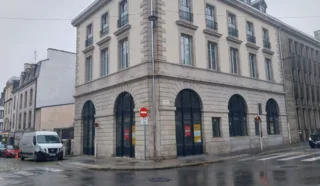  LOCAL COMMERCIAL ET / OU BUREAUX 114 m² QUIMPER