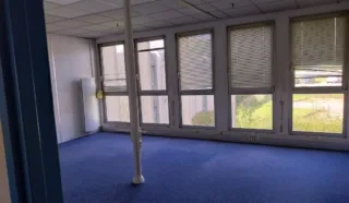  BUREAUX 461 m² QUIMPER
