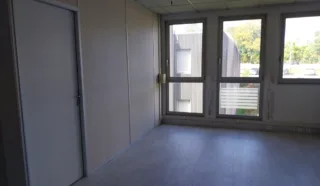  BUREAUX 461 m² QUIMPER