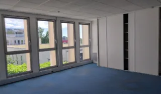  BUREAUX 409 m² QUIMPER