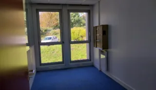  BUREAUX 409 m² QUIMPER