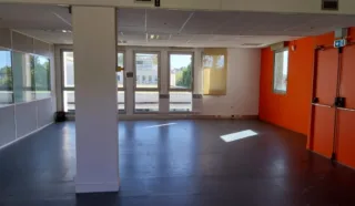  BUREAUX 409 m² QUIMPER