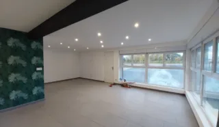 BUREAUX LOCAUX D'ACTIVITÉS 197 M² PONTCHATEAU