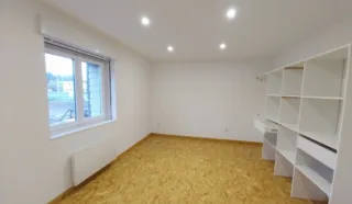 BUREAUX LOCAUX D'ACTIVITÉS 197 M² PONTCHATEAU