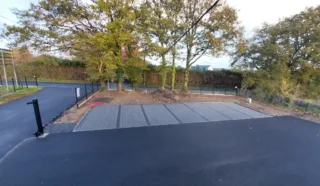 BUREAUX LOCAUX D'ACTIVITÉS 197 M² PONTCHATEAU