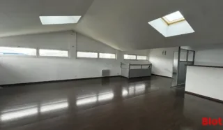 BUREAUX 178 m² PACE
