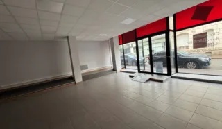 LOCAL COMMERCIAL 100 m² LORIENT
