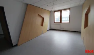  BUREAUX 258 M² NANTES